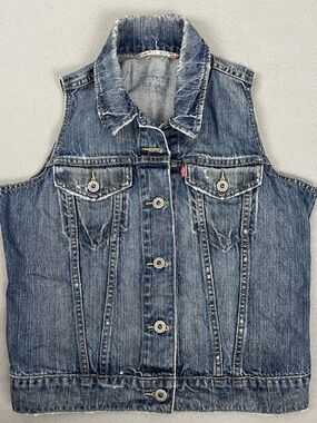 Levi’s Women’s Small Distressed Denim Trucker Vest Sleeveless Blue Jean Jacket